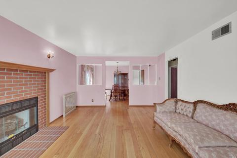 404 Pepper Dr, Vallejo, CA 94589 photo 8