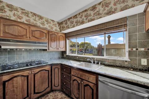 404 Pepper Dr, Vallejo, CA 94589 photo 20