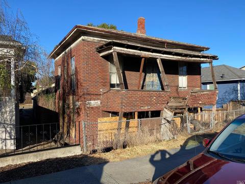 157 E G St, Benicia, CA 94510 photo 1