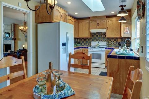 352 Barcelona St, Vallejo, CA 94591 photo 16