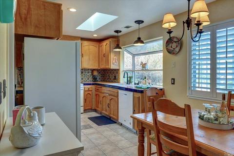 352 Barcelona St, Vallejo, CA 94591 photo 15
