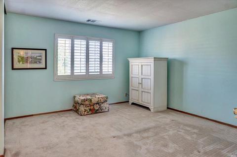 352 Barcelona St, Vallejo, CA 94591 photo 29