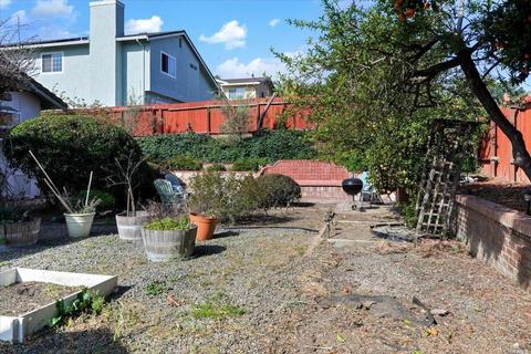 352 Barcelona St, Vallejo, CA 94591 photo 46