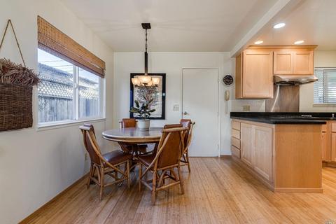 312 Ely Blvd S, Petaluma, CA 94954 photo 9