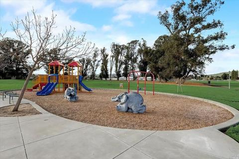1915 Manor Pl, Fairfield, CA 94533 photo 43