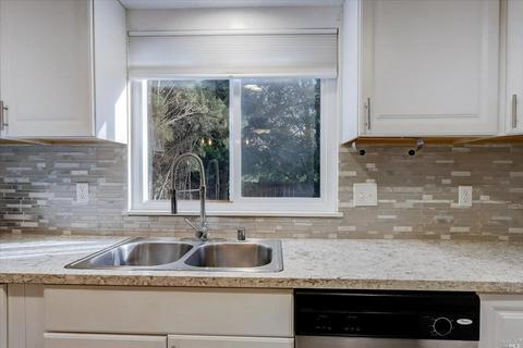 1915 Manor Pl, Fairfield, CA 94533 photo 18