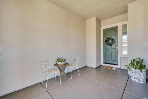 637 Chardonnay Pl, Windsor, CA 95492 photo 6