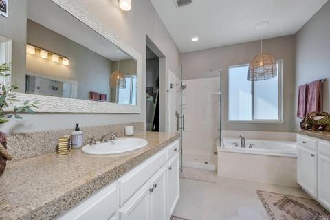 637 Chardonnay Pl, Windsor, CA 95492 photo 17