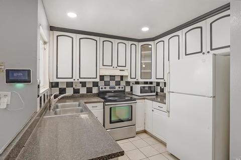 722 Jack London Dr, Vallejo, CA 94589 photo 6