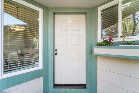 1041 Topsail Dr, Vallejo, CA 94591 photo 5