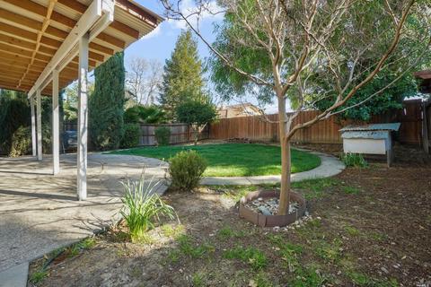 430 Rolling Oak Dr, Vacaville, CA 95688 photo 41