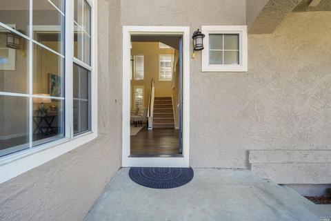 430 Rolling Oak Dr, Vacaville, CA 95688 photo 5
