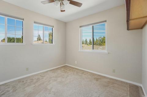 430 Rolling Oak Dr, Vacaville, CA 95688 photo 20