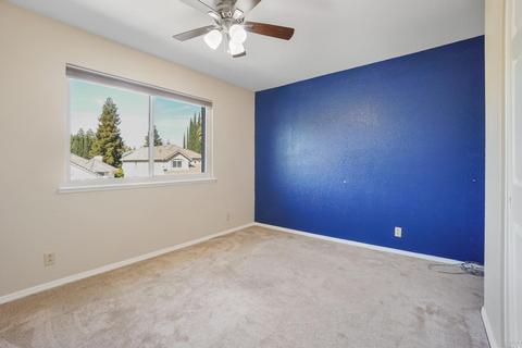 430 Rolling Oak Dr, Vacaville, CA 95688 photo 28