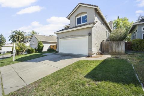 430 Rolling Oak Dr, Vacaville, CA 95688 photo 2
