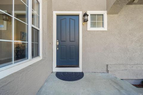 430 Rolling Oak Dr, Vacaville, CA 95688 photo 4