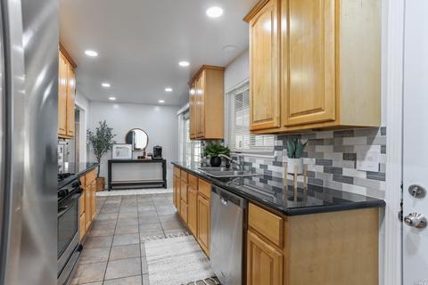 121 Fairfax Ct, Vallejo, CA 94591 photo 29