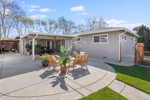 121 Fairfax Ct, Vallejo, CA 94591 photo 40