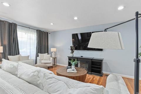 121 Fairfax Ct, Vallejo, CA 94591 photo 11