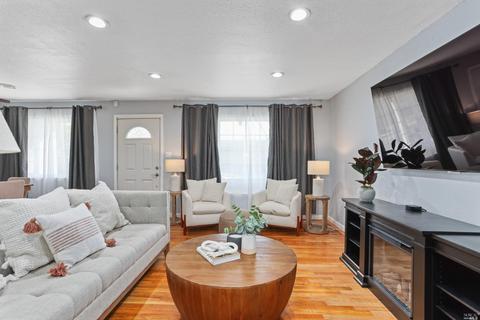 121 Fairfax Ct, Vallejo, CA 94591 photo 13