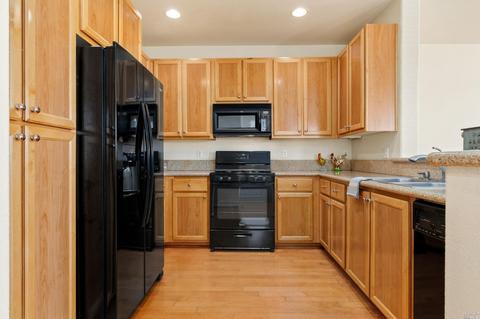 7002 Santero Way, Cotati, CA 94931 photo 14
