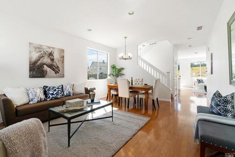 4400 Celeste Ct, Vallejo, CA 94591 photo 2