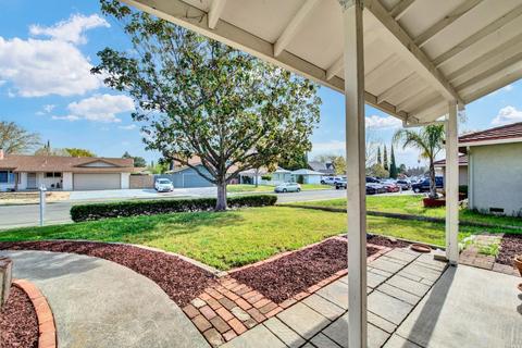 319 Daphne Dr, Fairfield, CA 94533 photo 9