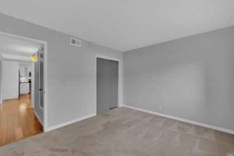 319 Daphne Dr, Fairfield, CA 94533 photo 40