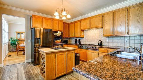 1136 Rachael Ln, Windsor, CA 95492 photo 12