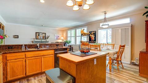 1136 Rachael Ln, Windsor, CA 95492 photo 14