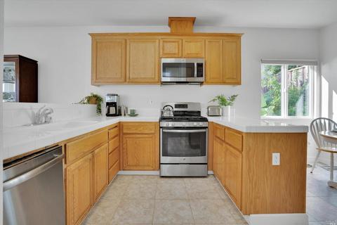 351 Jade Cir, Vallejo, CA 94590 photo 15