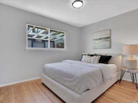 460 Maple Ave, Vallejo, CA 94591 photo 9