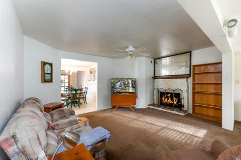 21581 Lois Ln, Willits, CA 95490 photo 5
