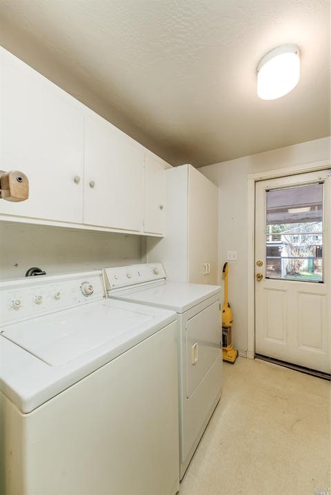 21581 Lois Ln, Willits, CA 95490 photo 14