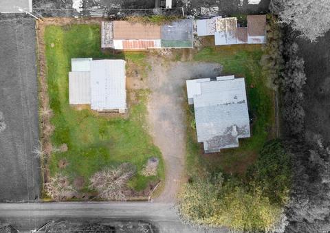 21581 Lois Ln, Willits, CA 95490 photo 3