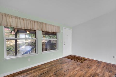 20725 Timber Ct, Willits, CA 95490 photo 3