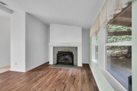 20725 Timber Ct, Willits, CA 95490 photo 2