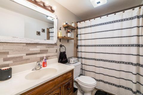 6675 Old River Rd, Ukiah, CA 95482 photo 15