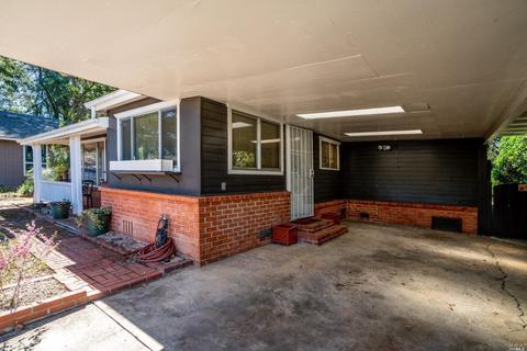 122 Cresta Dr, Ukiah, CA 95482 photo 2