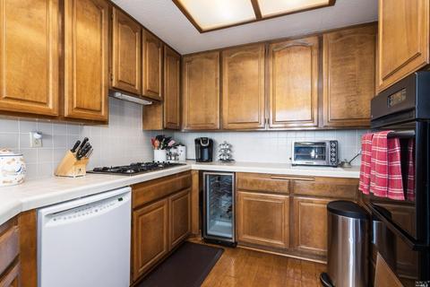 256 E 2nd St, Benicia, CA 94510 photo 19