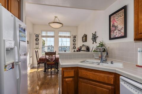 256 E 2nd St, Benicia, CA 94510 photo 21