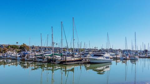 256 E 2nd St, Benicia, CA 94510 photo 5