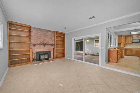 124 Hyde Ct, Vallejo, CA 94591 photo 16