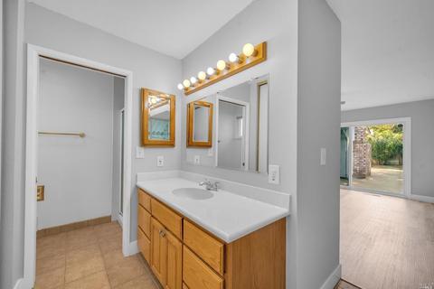 124 Hyde Ct, Vallejo, CA 94591 photo 38