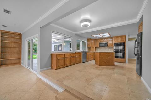 124 Hyde Ct, Vallejo, CA 94591 photo 21
