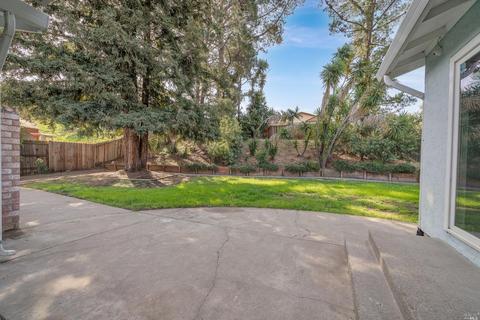 124 Hyde Ct, Vallejo, CA 94591 photo 40