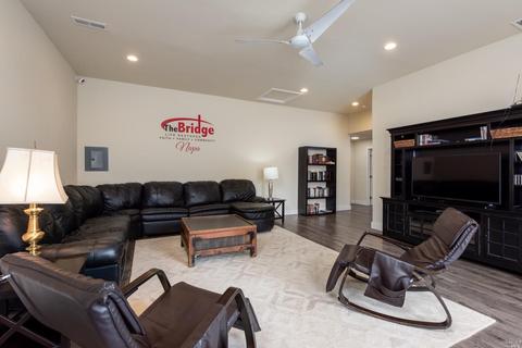 2178 Shurtleff Ave, Napa, CA 94559 photo 3