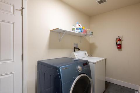 2178 Shurtleff Ave, Napa, CA 94559 photo 8