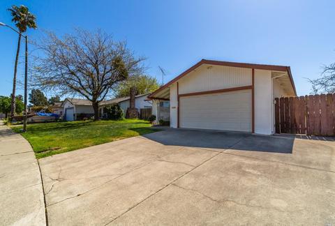 1007 Mockingbird Ln, Fairfield, CA 94533 photo 3