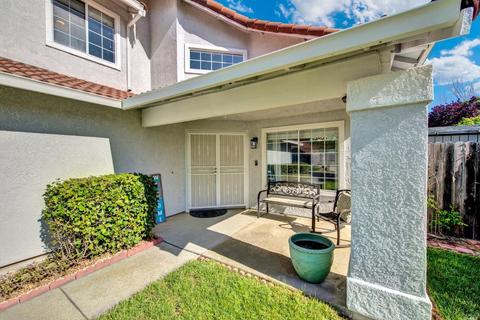 924 Iron Dr, Vacaville, CA 95687 photo 8